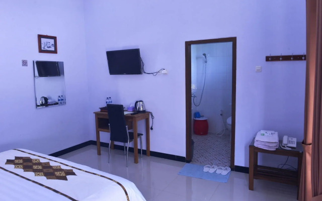Malang Hill Gallery & Homestay