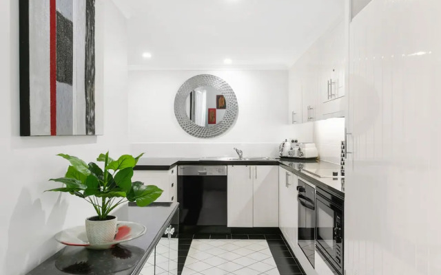 Private Pool Apt. in Alamanda Resort 61