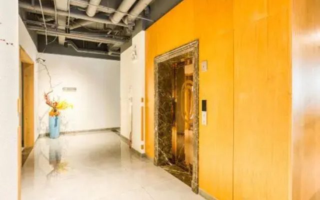 Aiju Art Hotel (Yingkou Institute of Technology Olympic Sports Center)