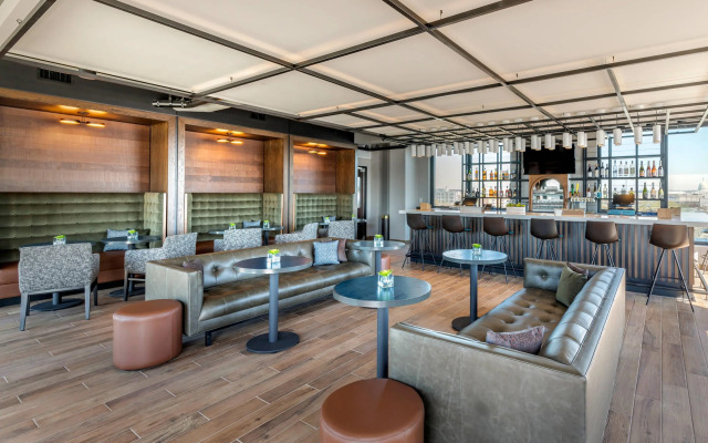 Cambria Hotel Washington D.C. Navy Yard Riverfront