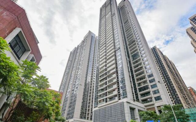 Roomme Huanju Apartment (Guangzhou Zhujiang New Town R&F Dongshan New World)
