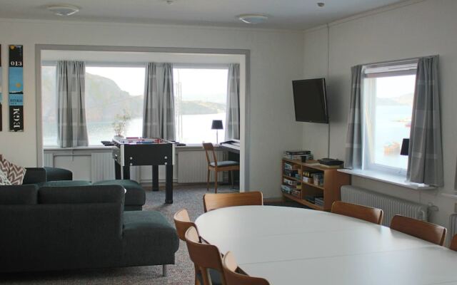 HOTEL SØMA Aasiaat in Egedesminde, Greenland from 296$, photos, reviews - zenhotels.com
