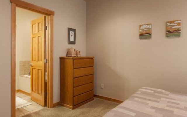 River Scene-River Vw-Ac-3br/3ba