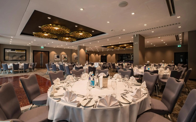 DoubleTree by Hilton Hotel Woking