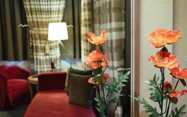 Alexandros Hotel