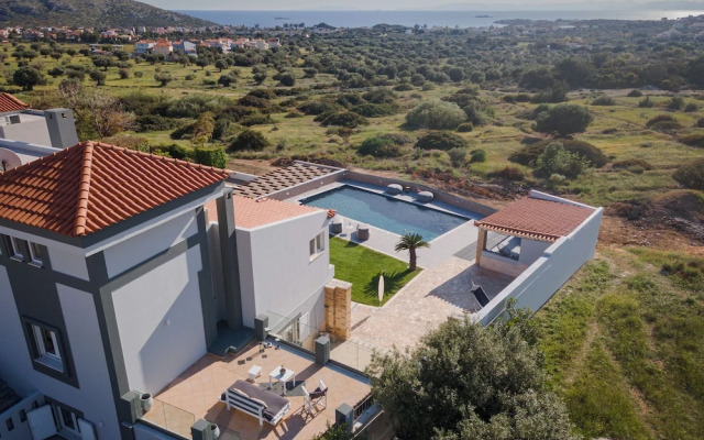 LaGon Luxury Villa