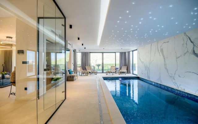 Villa Lucy Cherry CFH