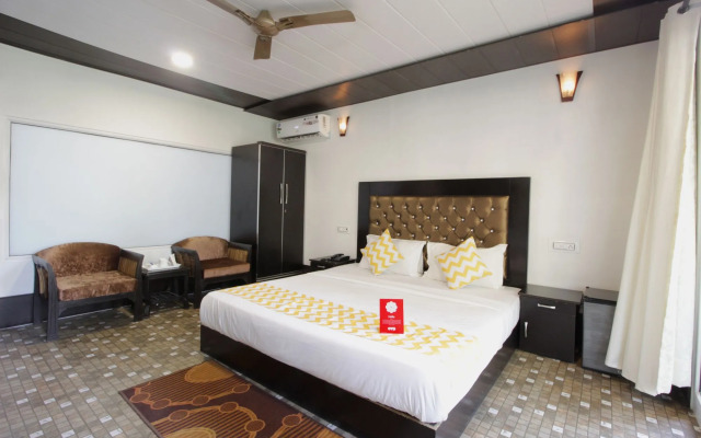 Oyo 10142 Retreat Morjim Resort