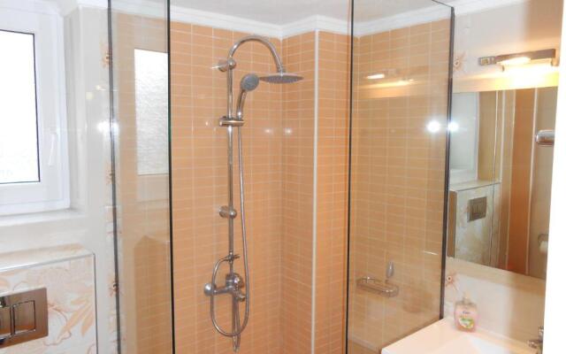 Excellent Villa