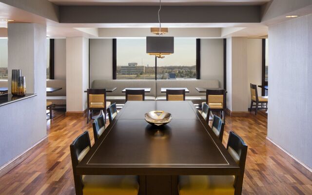 Sheraton West Des Moines Hotel