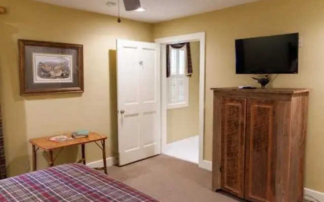 Live Oak Bed And Breakfast
