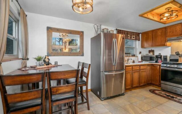 Moonridge Treetop Retreat