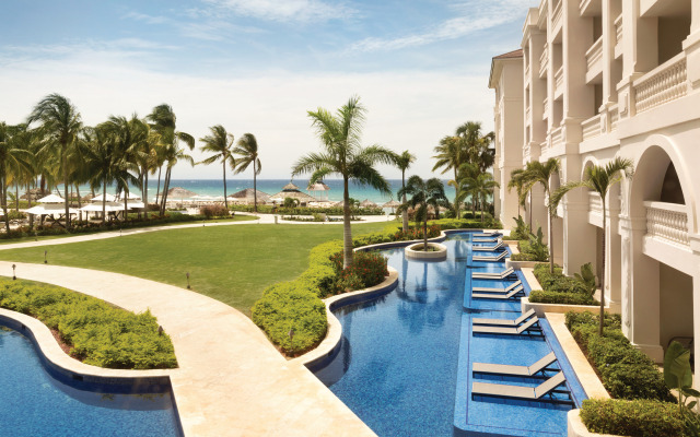 Hyatt Ziva Rose Hall - All Inclusive