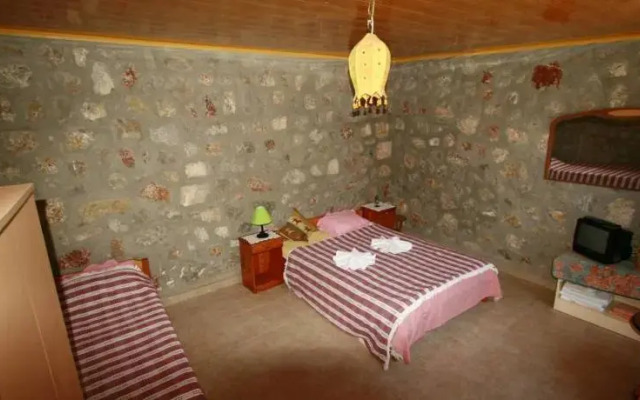 Isa M. Guesthouse