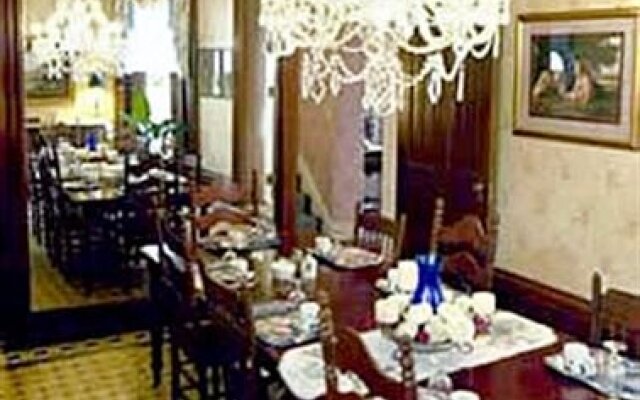 Central Park Bed & Breakfast