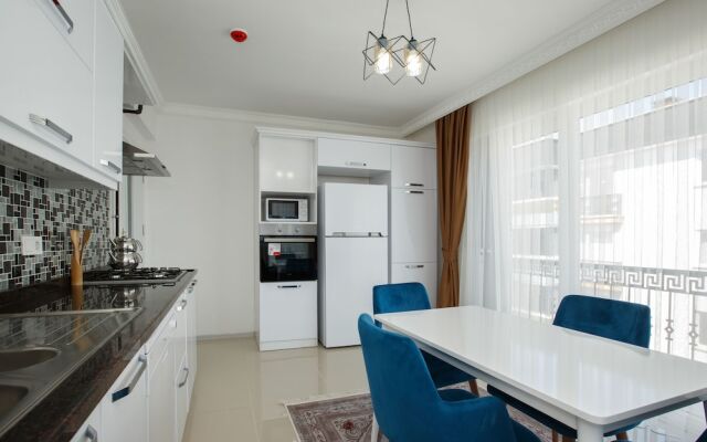 Golden Star Suites