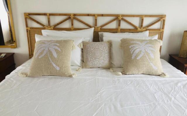 Lembongan Beach House