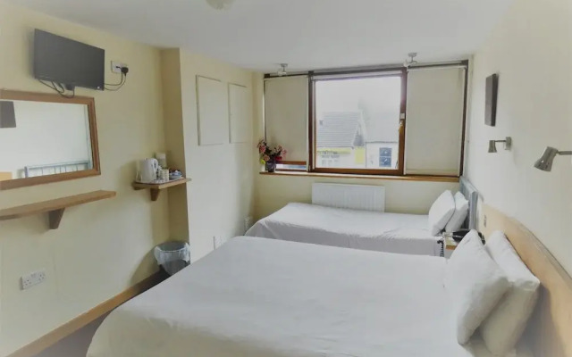 Hounslow Central Hotel