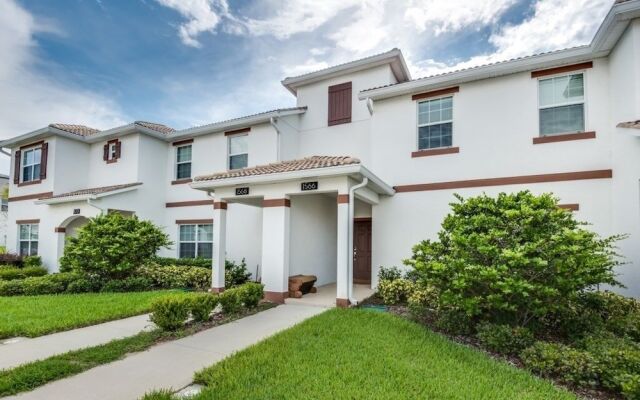 1566plunker 4 Bedroom Townhouse by RedAwning