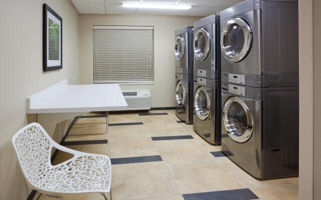 Candlewood Suites Dickinson ND by IHG