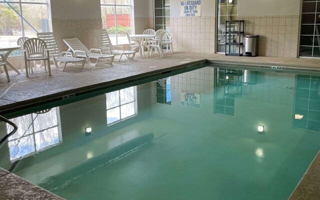 Spark by Hilton Sumter