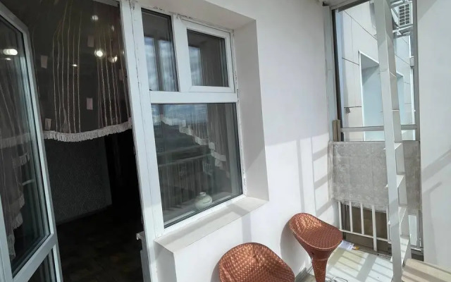 Apartments on 102 Lermontov Street