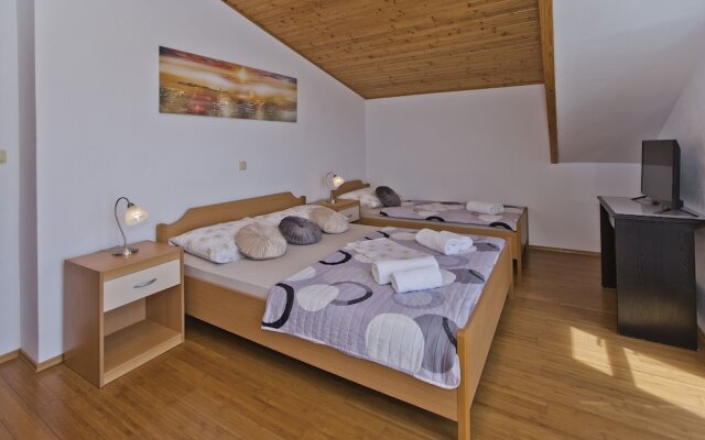 Apartmani Kresic 1