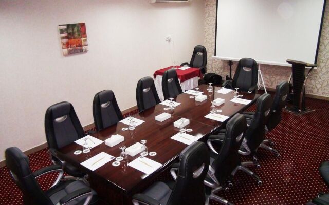 Corp Inn Deira