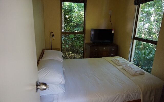 Bush Villa Swimming Pool