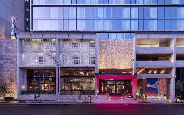 Moxy Sydney Airport