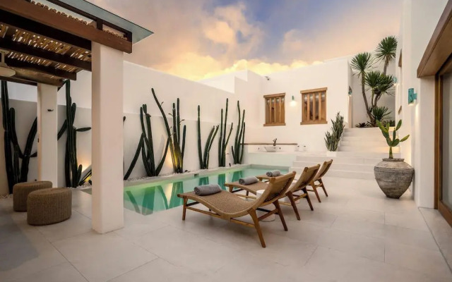 Villa Oasi 3 by Alfred in Bali