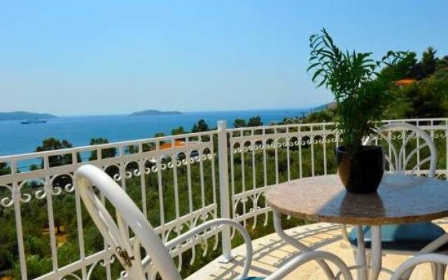 Irida Aegean View-Philian Hotels and Resorts