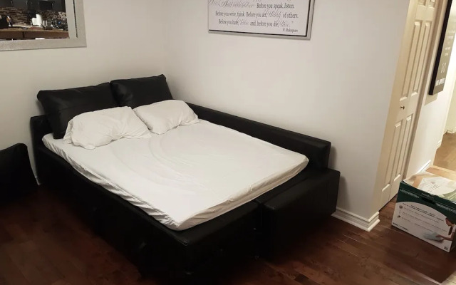 The Rock apartment - mtlFlats