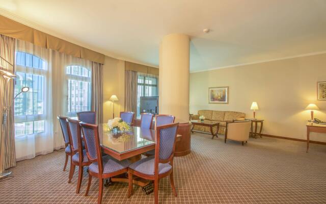 Swissotel Al Murooj Dubai Hotel