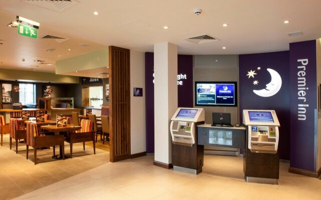 Premier Inn Fleet Hotel