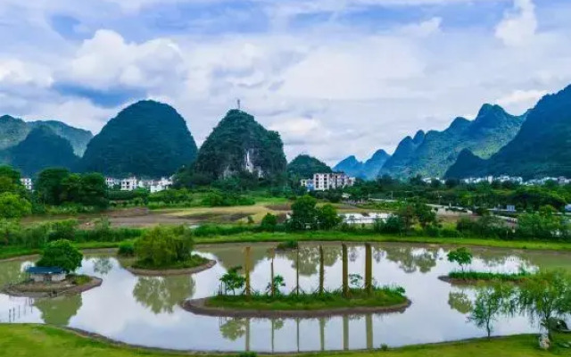 Yulong Yard (Yangshuo Yulong River Scenic Area)