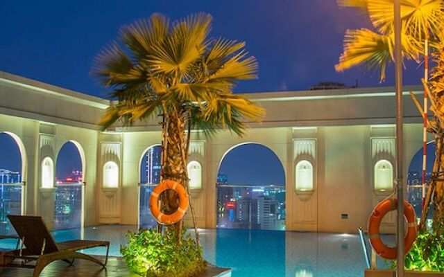 Andy Apartment at Icon 56