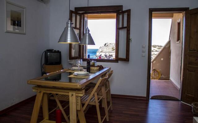 Mohlos house with Seaview