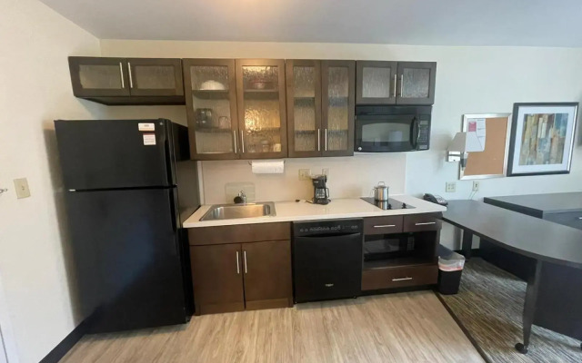 Candlewood Suites Secaucus - Meadowlands by IHG