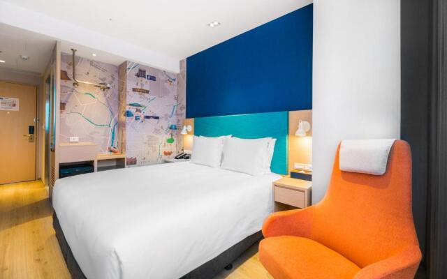 Holiday Inn Express Taichung Fengchia by IHG