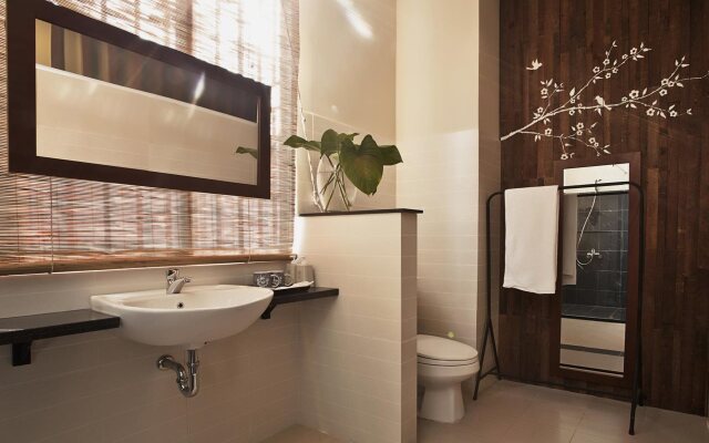 The Town House 50