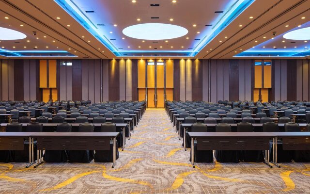 Sheraton Saigon Grand Opera Hotel