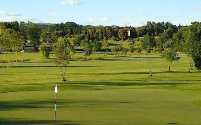 Elliot Osteria e Dormire in collina