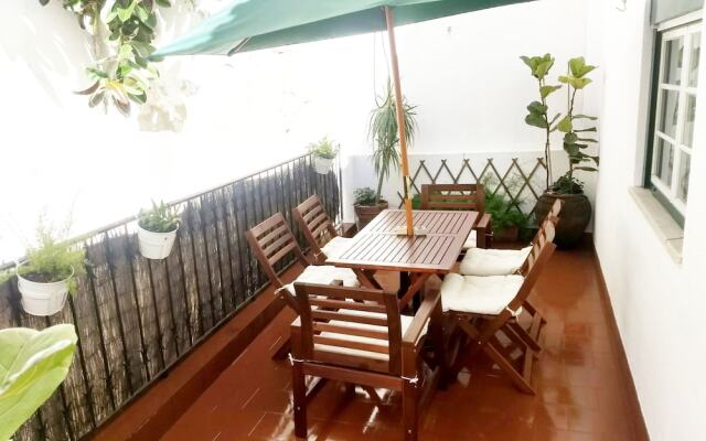 Casa da Travessa Sol e Terraço na Bica