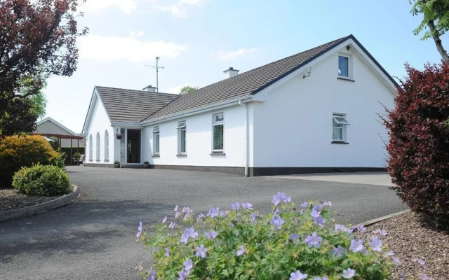 Avondale Farmhouse