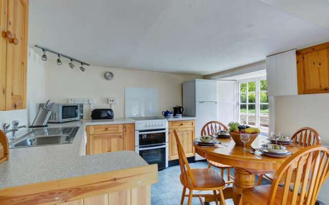Beautiful Holiday Home in Milltown With Garden