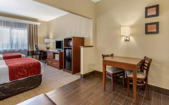 Comfort Suites Fort Collins Near University