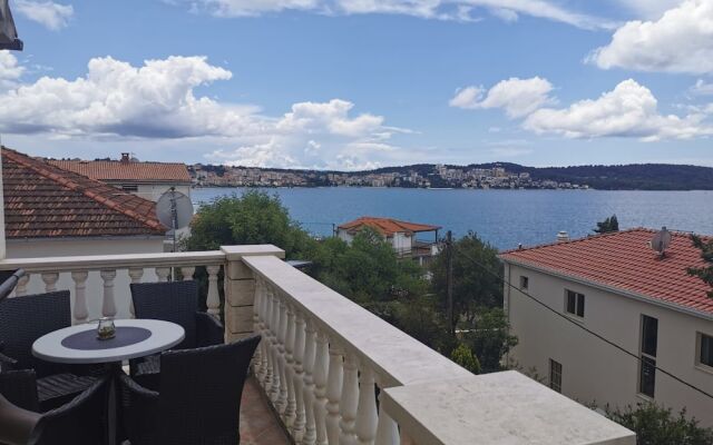 Apartments Marina