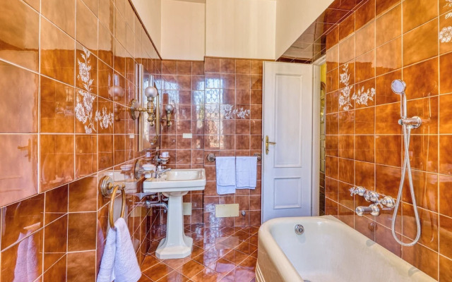 Timeless Escape Villa - Garden and Sea