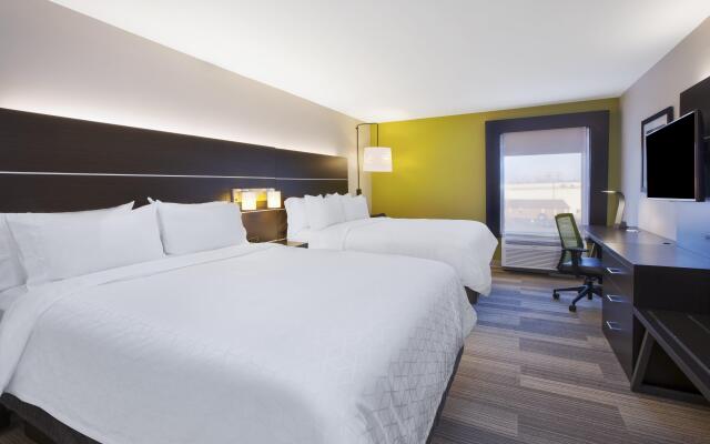 Holiday Inn Express Tiffin by IHG